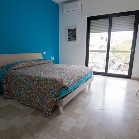B&B Il Sorriso Бари Экстерьер фото